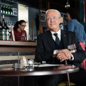 The Last Rifleman: Pierce Brosnan in una scena