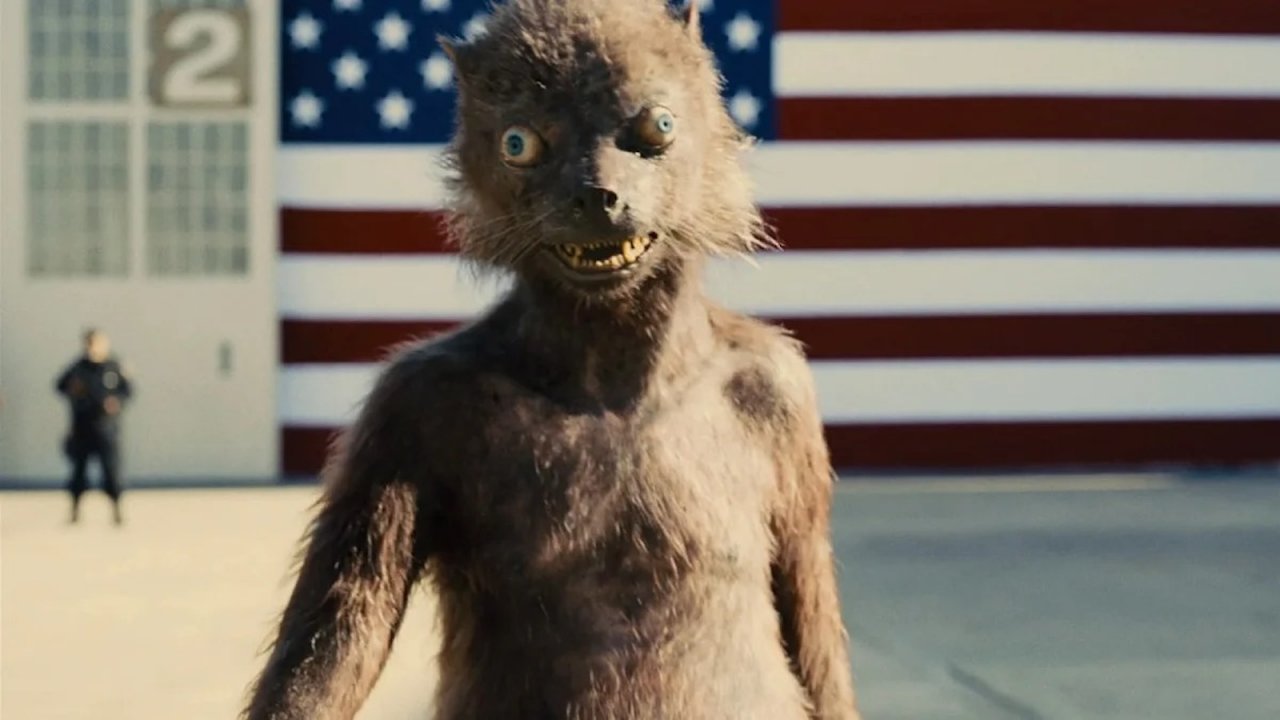 Creature Commandos, Sean Gunn anticipa una nuova storyline per Weasel: 'Scopriremo di più su di lui'