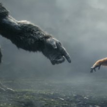 Godzilla e Kong: Il Nuovo Impero - Kong incontra Suko in una scena