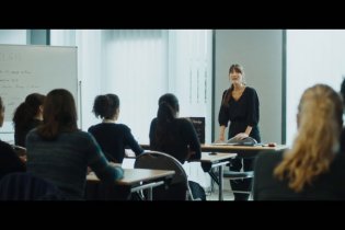 Il Teorema Di Margherita - Clip 'Il Corso Per Addetti Alle Vendite'