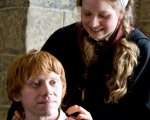 Harry Potter: Rupert Grint e Jessie Cave ricreano in un video una scena del film Il principe mezzosangue