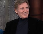 Liam Neeson imita Clint Eastwood ricordando le riprese di Scommessa con la morte