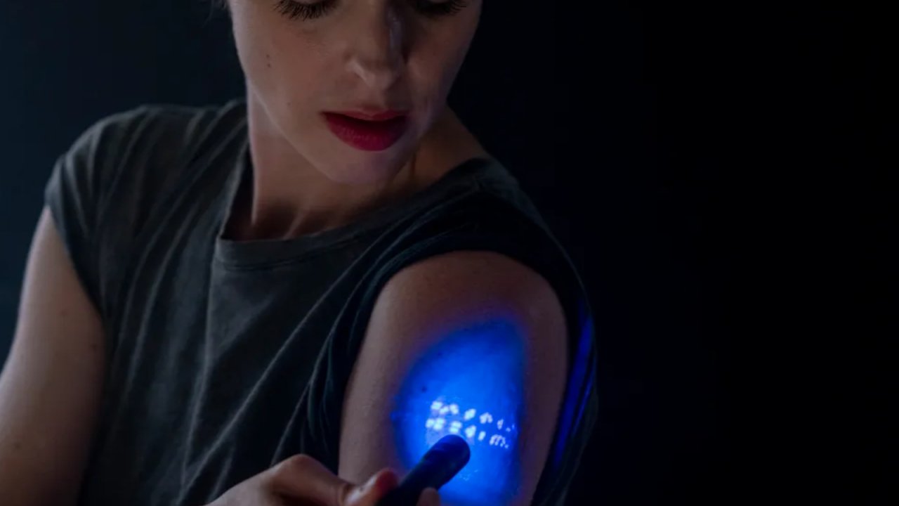 Orphan Black: Echoes, svelata la data di uscita della serie con Krysten Ritter