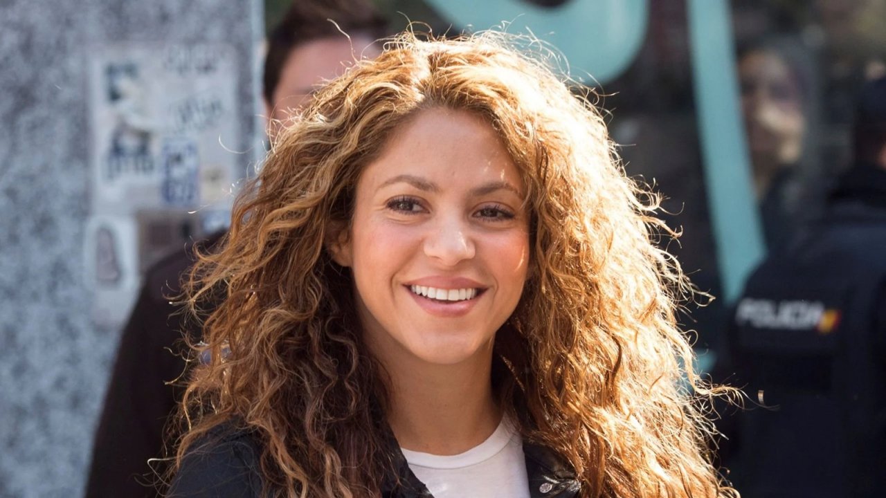 Shakira non ha amato Barbie: 'I miei figli hanno pensato minacciasse la mascolinità e in parte sono d'accordo'