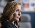X-Files, Chris Carter criticato dai produttori per aver ingaggiato Gillian Anderson: 'Dov'è il sex appeal?'