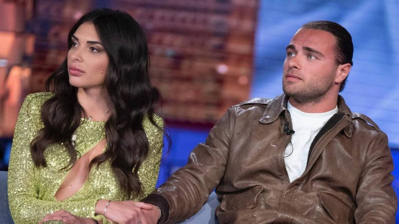 Grande Fratello, Greta cambia look a Sergio e risponde alle critiche: 'Ha scelto lui'