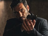 Il clandestino, la recensione: Edoardo Leo versione Marlowe per un'ottima serie metropolitana