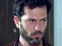 Un Posto al Sole, anticipazioni 30 ottobre: Eduardo al limite, Marina in cerca di prove su Vinicio