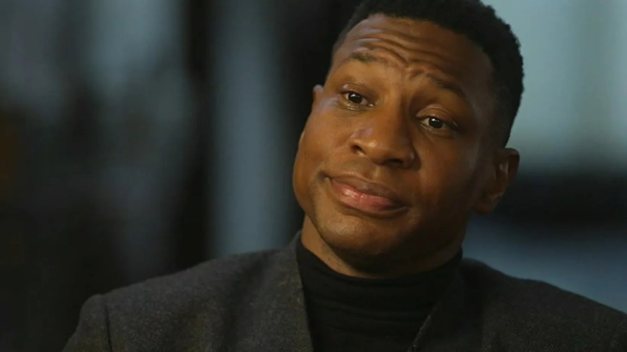 Jonathan Majors: l'attore evita il carcere, ma dovrà seguire un programma contro la violenza domestica