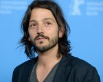 Diego Luna e Tonatiuh saranno star del film Il bacio della donna ragno accanto a Jennifer Lopez