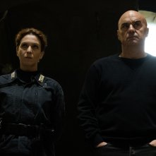 Il Re - 2: Luca Zingaretti e Isabell Ragonese in una scena della serie