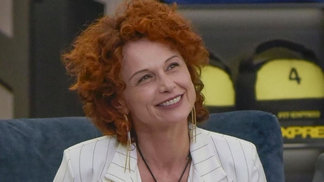 Grande Fratello, Beatrice Luzzi 'Vorrei condurre un programma dedicato alle donne e incontrare i miei fan'