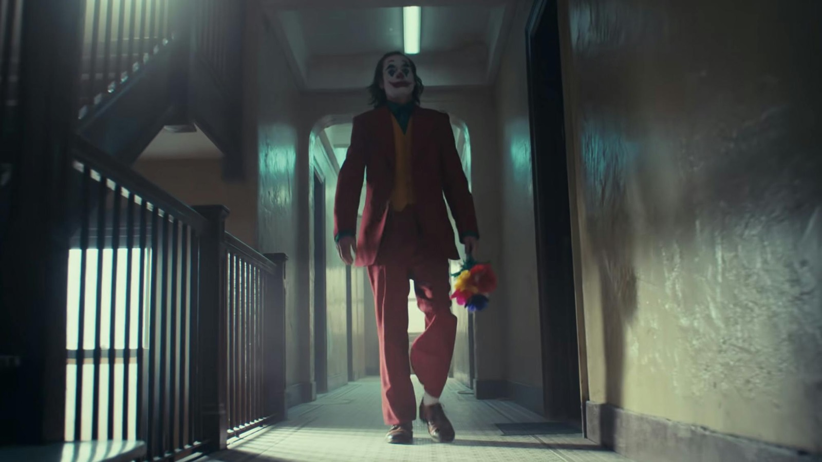 Joker: Folie à Deux, YouTube inserisce un avviso prima del trailer a causa dei contenuti, poi lo rimuove