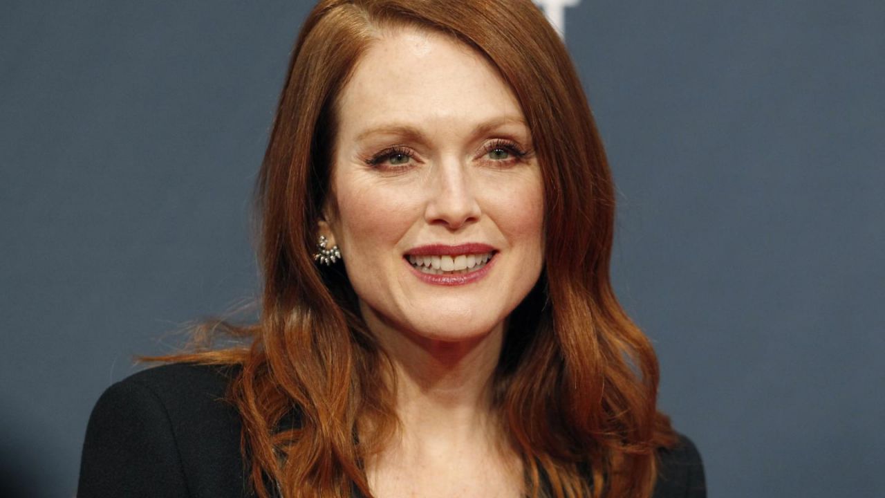 Julianne Moore si unisce a James McAvoy nel thriller d'azione Control