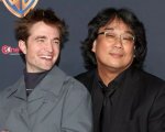 Robert Pattinson sorprende il CinemaCon e anticipa il 'bizzarro' Mickey 17 di Bong Joon-ho