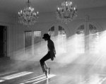 Michael Jackson, nessun cenno alle controversie nel trailer del biopic mostrato al CinemaCon