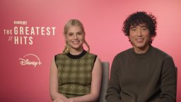 The Greatest Hits: Lucy Boynton e Justin H. Min