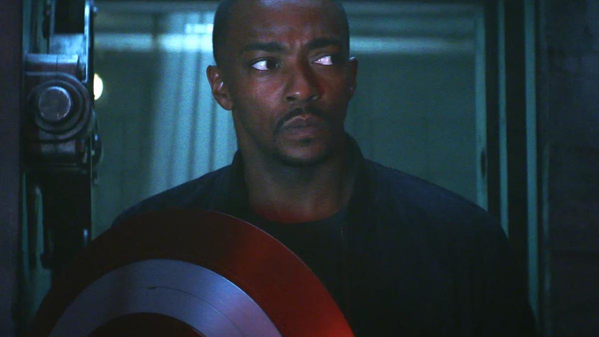 Anthony Mackie è un Captain America preoccupato