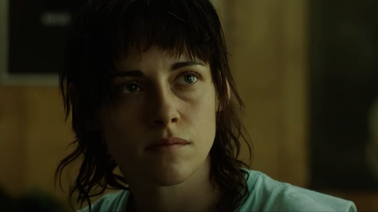 Love Lies Bleeding: la première del film con Kristen Stewart a Bruxelles scivola nel caos, con insulti e urla