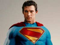 Superman: David Corenswet ha svelato il look del suo Clark Kent?