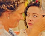Notte di mezza estate, la recensione: dalla Norvegia il Midsommar formato melò