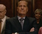 Un uomo vero: Jeff Daniels è un magnate immobiliare fallito nel nuovo trailer della miniserie Netflix