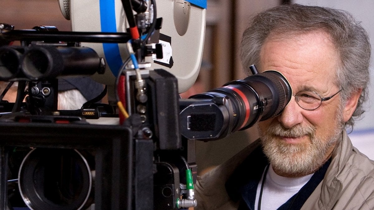 Steven Spielberg al lavoro su un nuovo film legato agli UFO