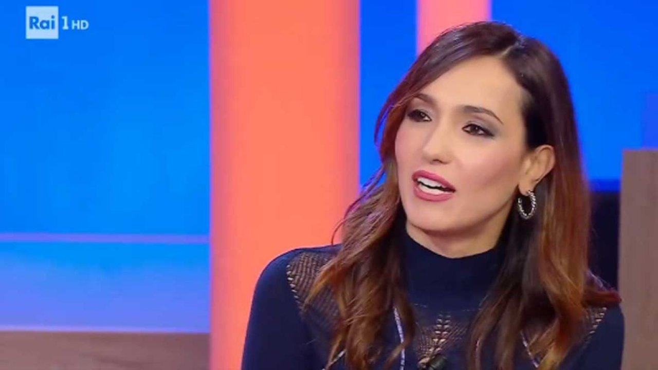 Primo piano di Caterina Balivo al programma La volta buona