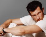 Neuromancer: Callum Turner sarà il protagonista della serie Apple TV+ tratta da Gibson