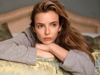 28 anni dopo: Jodie Comer, Aaron Taylor-Johnson e Ralph Fiennes nel cast del film di Danny Boyle