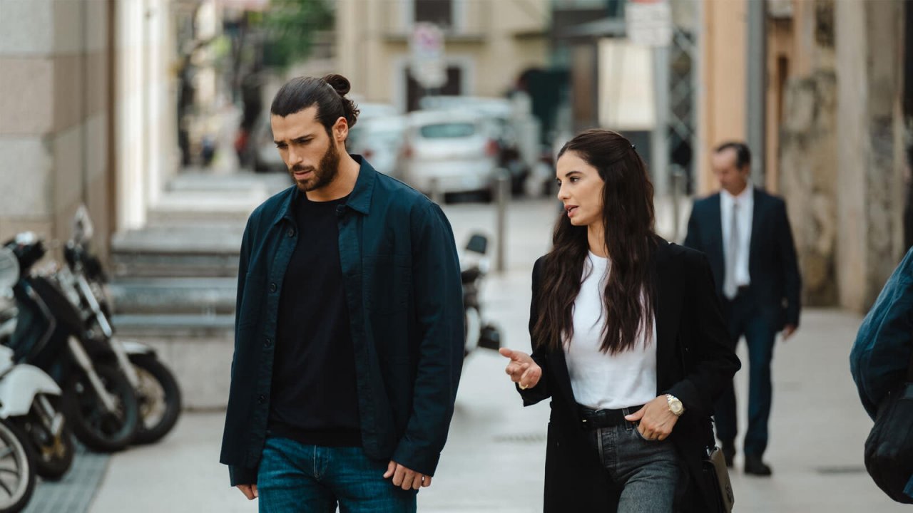 Viola come il mare 2 da oggi in anteprima assoluta su Mediaset Infinity con i primi tre episodi