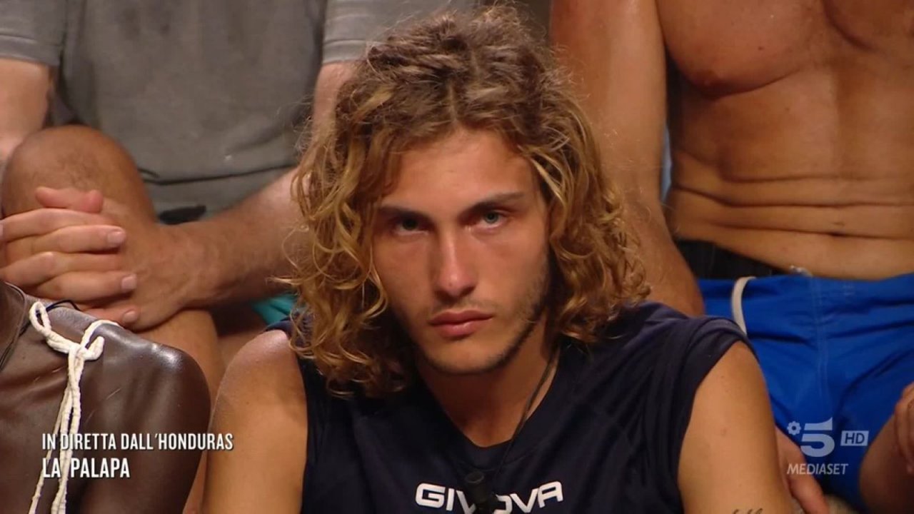 Isola dei Famosi 2024, Pietro Fanelli si è ritirato: ecco i motivi della sua decisione