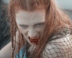 La sirenetta: Ariel/Aurora è assetata di sangue nel trailer della versione horror