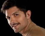 Adam Scott debutta alla regia e recita nel thriller Double Booked