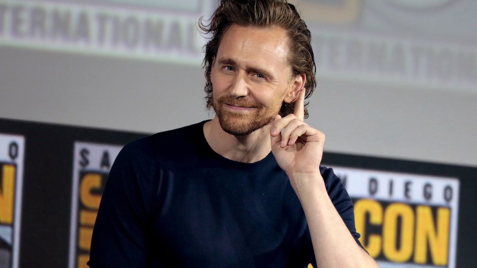 Tom Hiddleston: 'Nel mio primo contratto con Marvel ero stato ingaggiato per interpretare Loki... o Thor'
