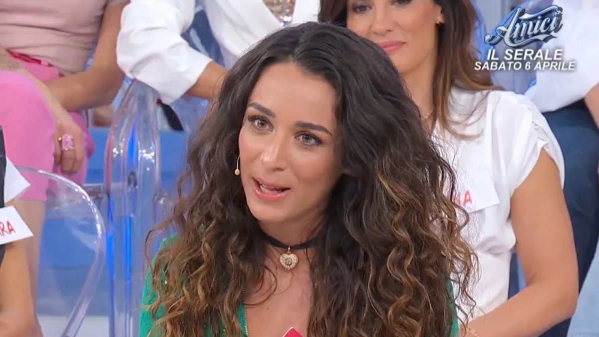 Uomini e Donne, Valery dopo le polemiche: “Non volevo offendere Marika,  sono stata fraintesa