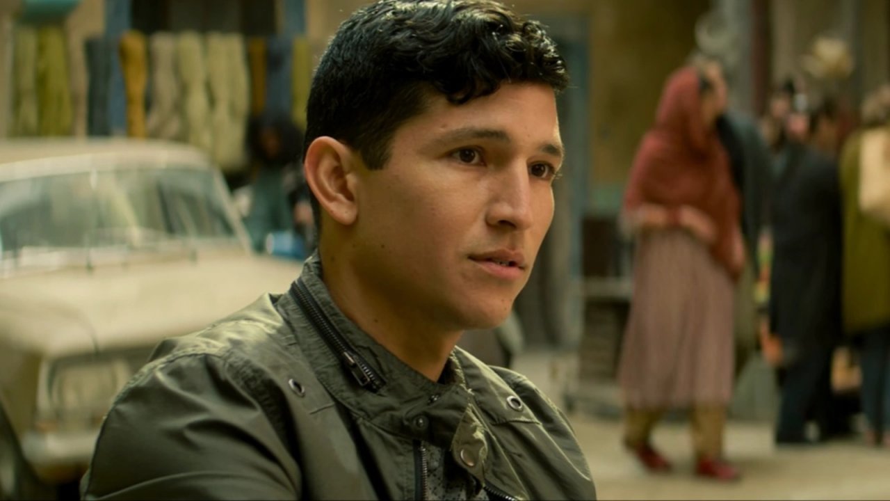 Captain America 4: Joaquin Torres appare in versione Falcon in un'immagine promozionale