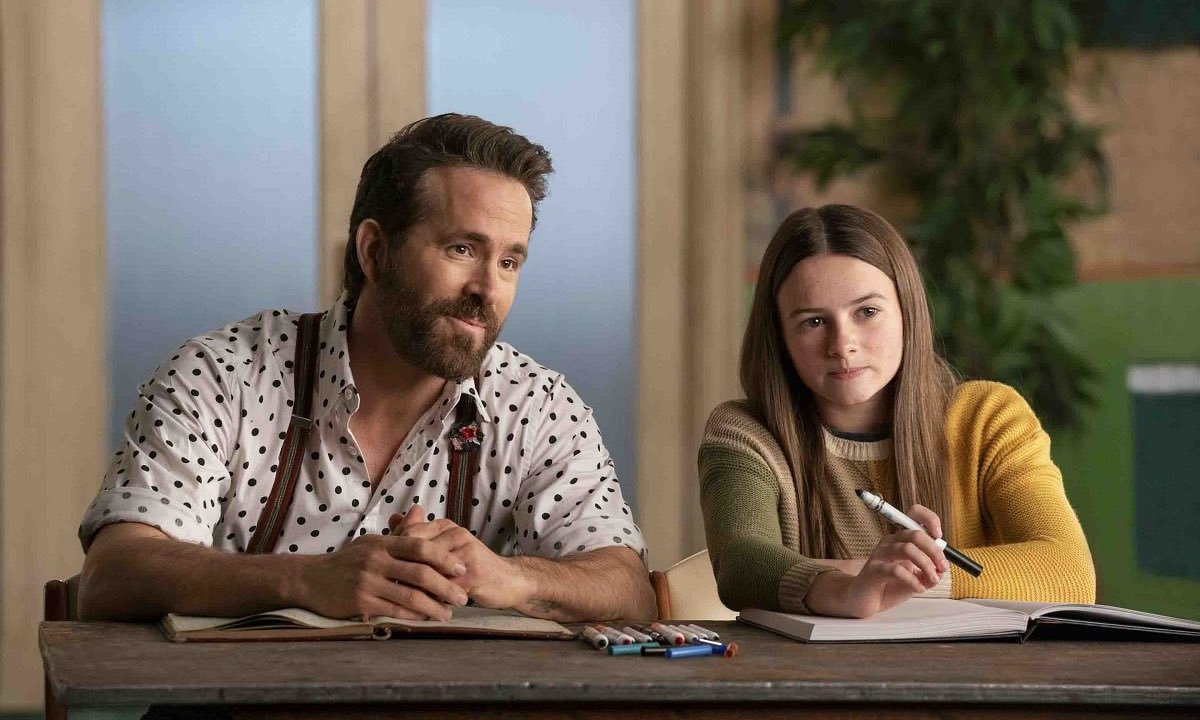 Ryan Reynolds e la giovanissima Cailey Fleming in una scena del fantasy IF - Gli amici immaginari
