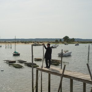 Sei fratelli: Riccardo Scamarcio durante una scena del film