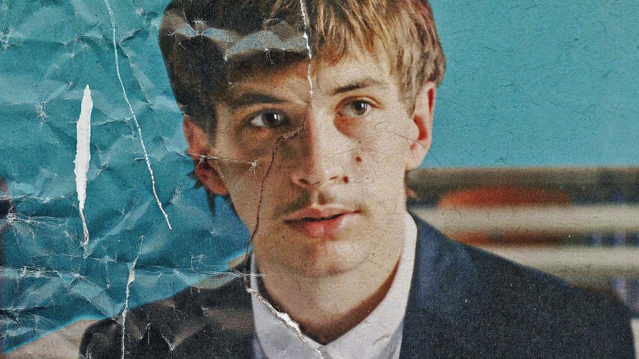 Una spiegazione per tutto, recensione: il fallimento di un Paese diventa un racconto generazionale