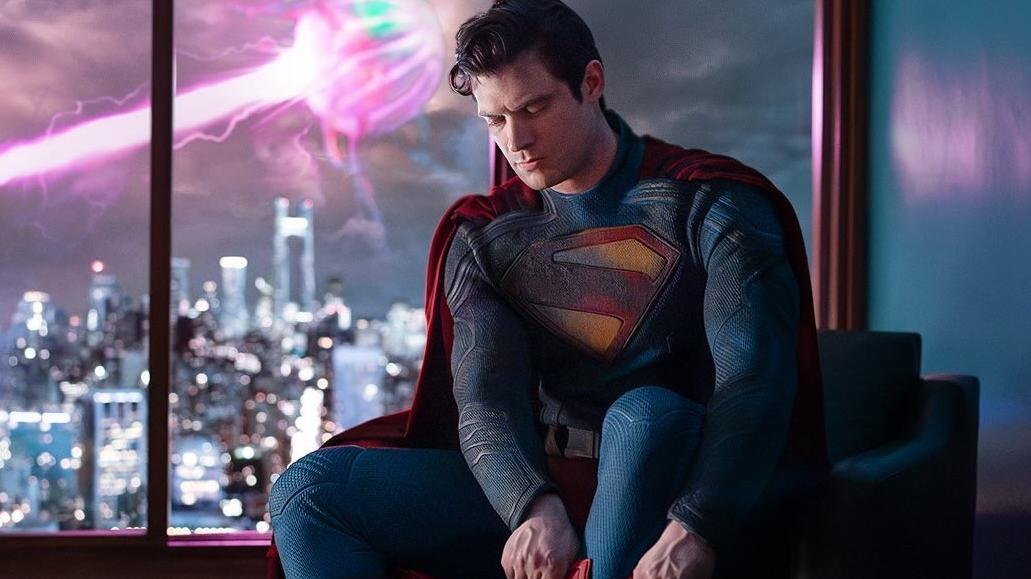 David Corenswet indossa il costume di Superman