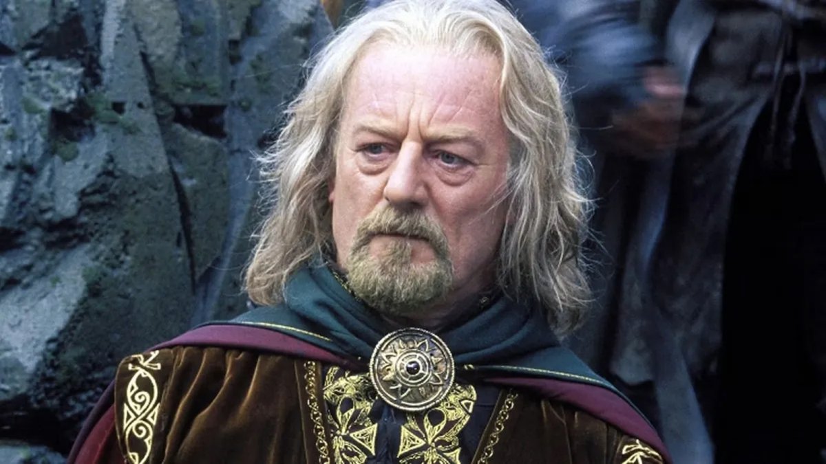 Bernard Hill ricordato dalle star de Il Signore degli Anelli: "Nessuno recitava le parole di Tolkien come lui"