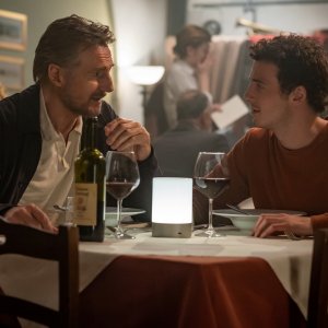 Made in Italy - Una casa per ritrovarsi: Liam Neeson e Micheál Neeson in una scena del film