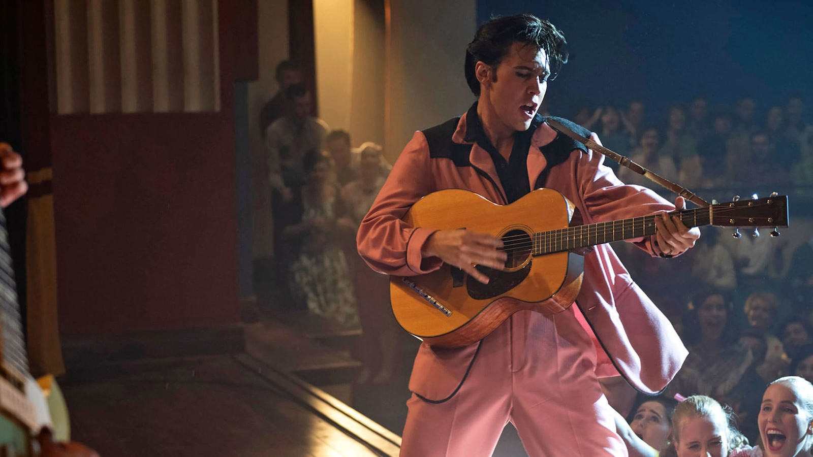 Elvis, Baz Lurhrmann realizzerà un film concerto 'con tutto il materiale inedito trovato negli archivi'
