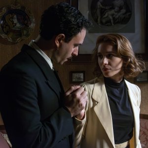 Alessio Vassallo e Ludovica Martino in una scena della serie Marconi