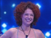 Grande Fratello: Beatrice Luzzi tentata da un noto conduttore che la conosce bene