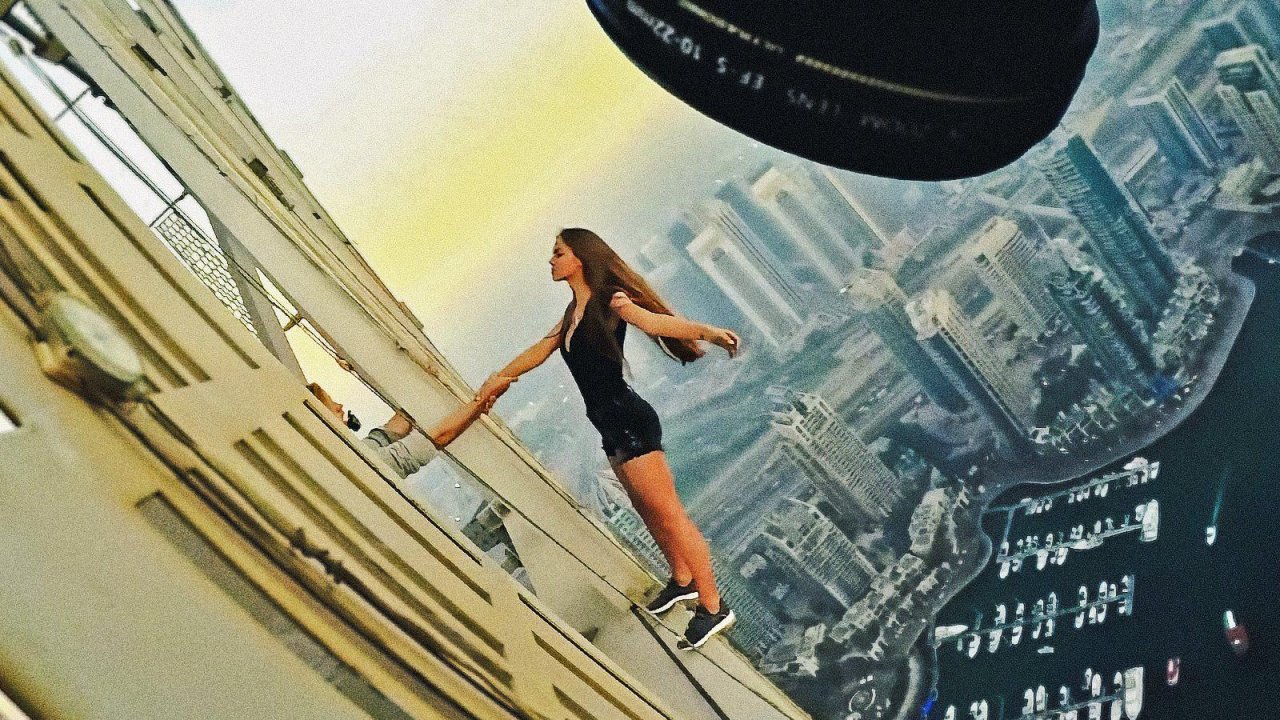 Fantastic Machine, la recensione: la storia (parziale) dell'inganno delle immagini