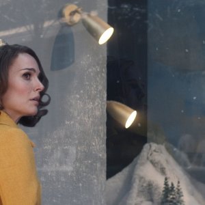 La donna del lago: Natalie Portman e Moses Ingram nella prima immagine della serie Apple TV+