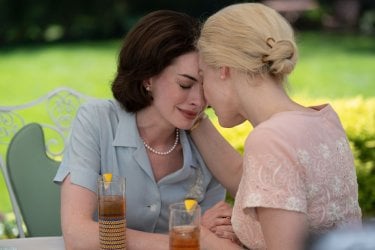 Mothers Instinct Jessica Chastain Anne Hathaway 3