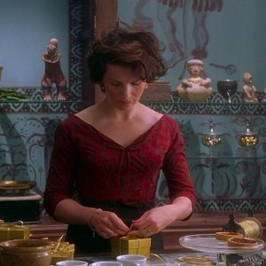 Chocolat: Juliette Binoche in una scena